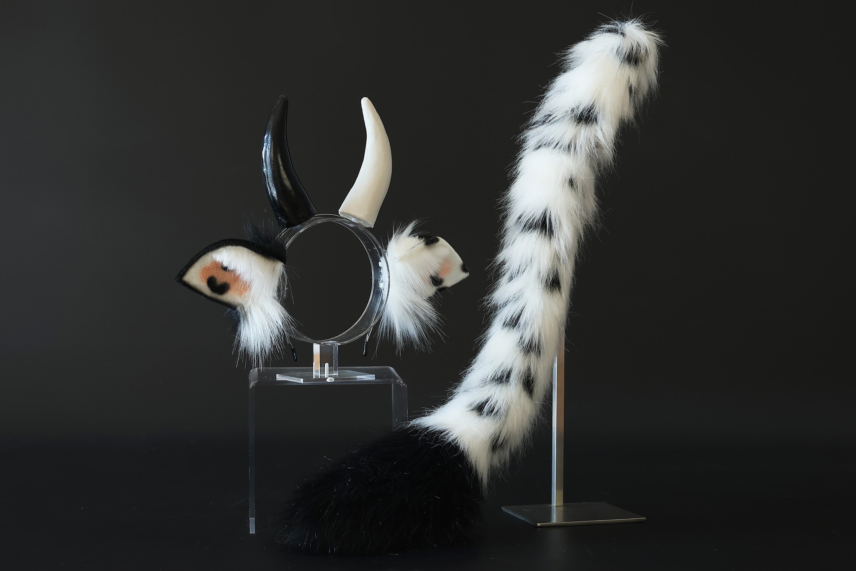 Faux fur cow costume ears and tail butt plug cow kemonomimi cow cosplay white black cow ears with horns therian anime cosplay christmas gift birthday