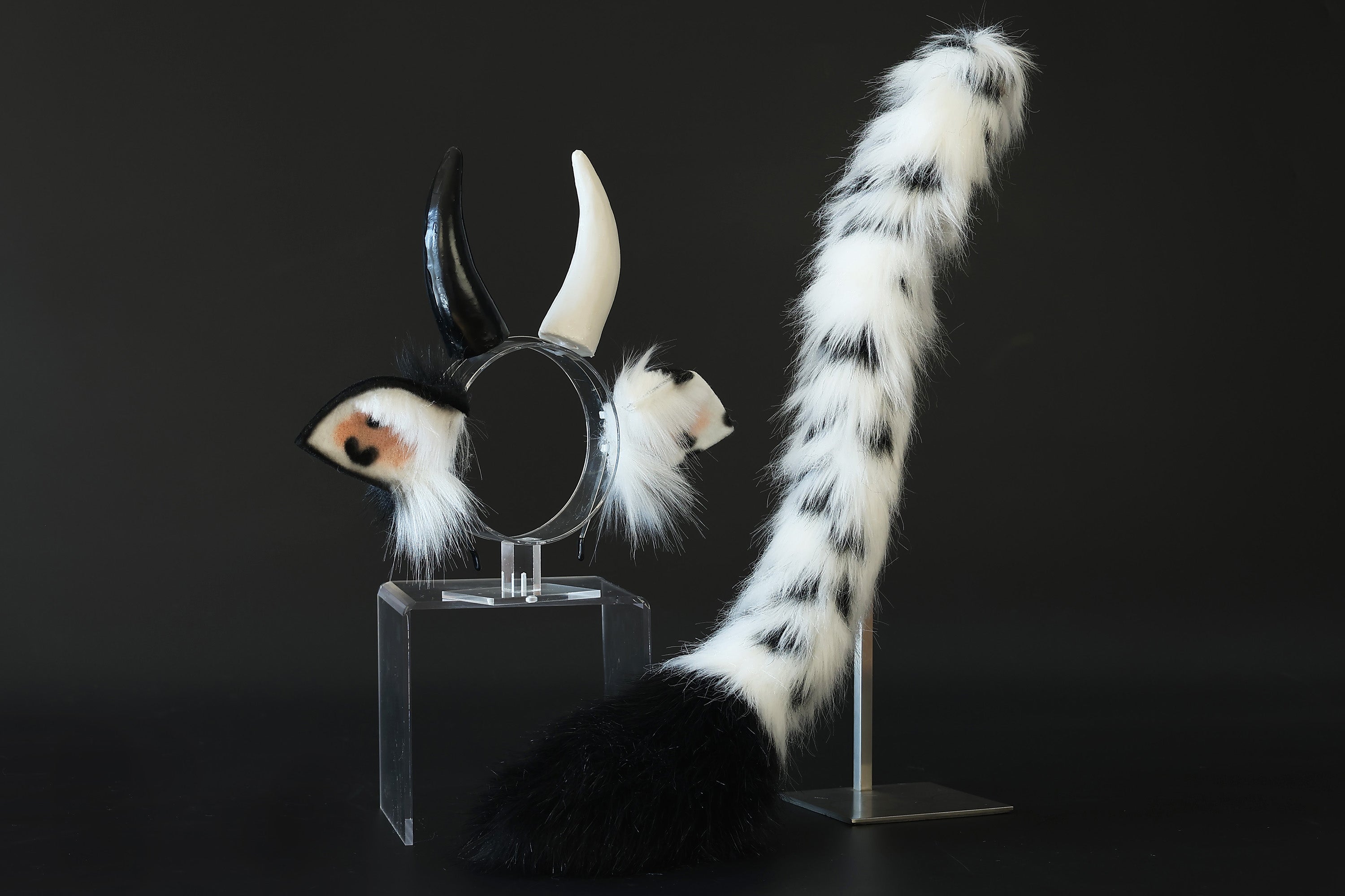 Faux fur cow costume ears and tail butt plug cow kemonomimi cow cosplay white black cow ears with horns therian anime cosplay christmas gift birthday