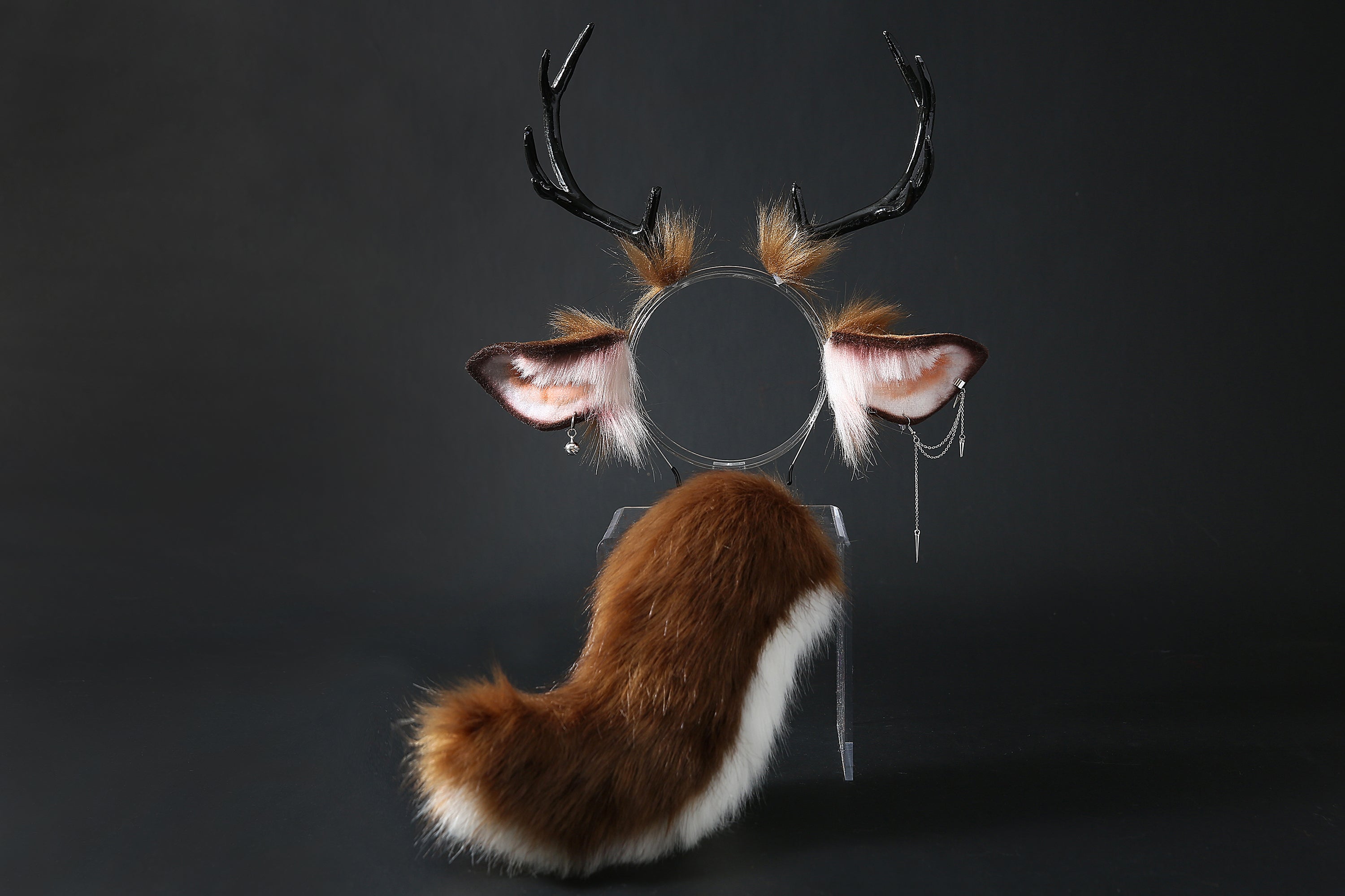 deer ears and tail