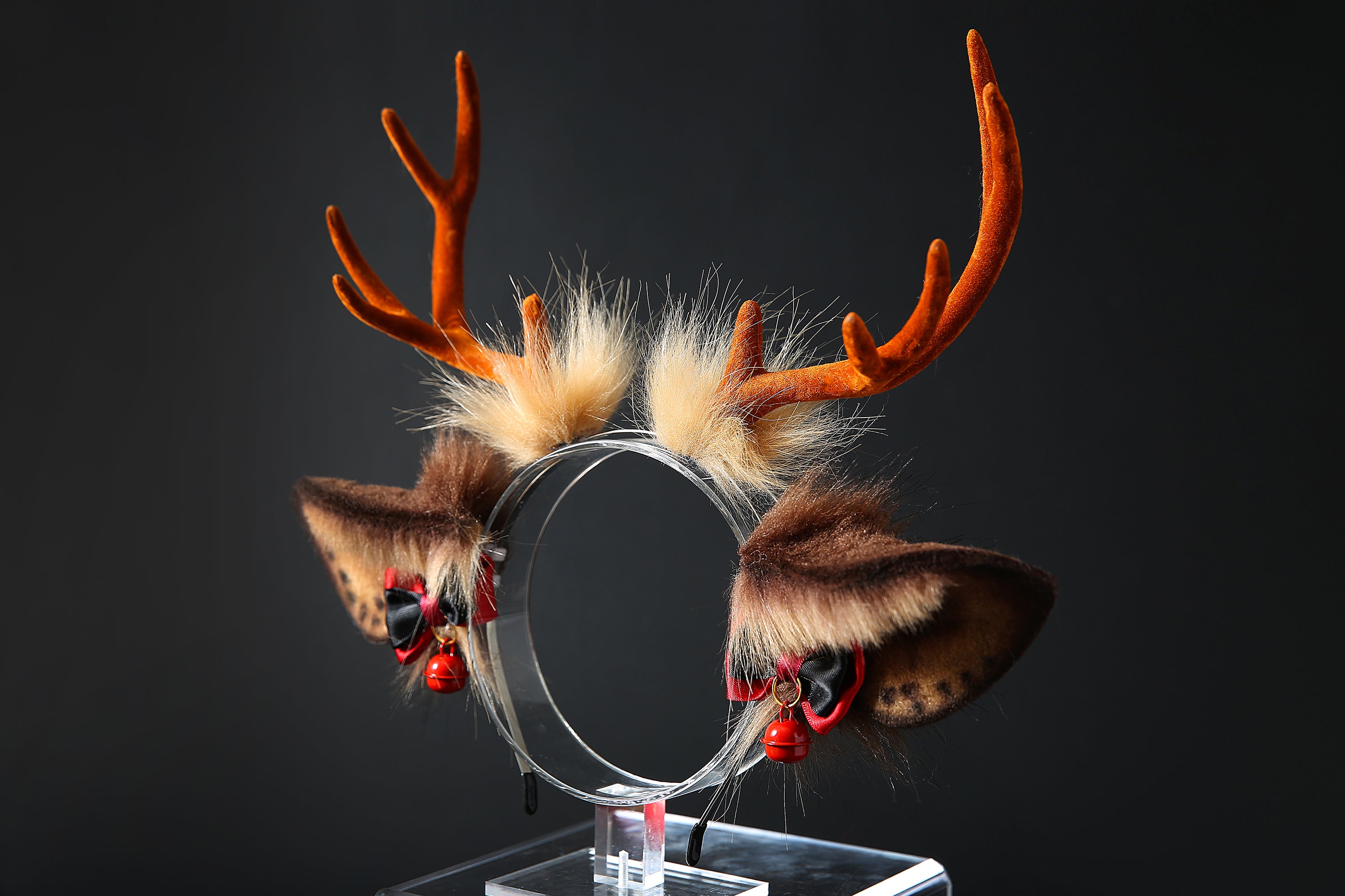 deer ears and tail