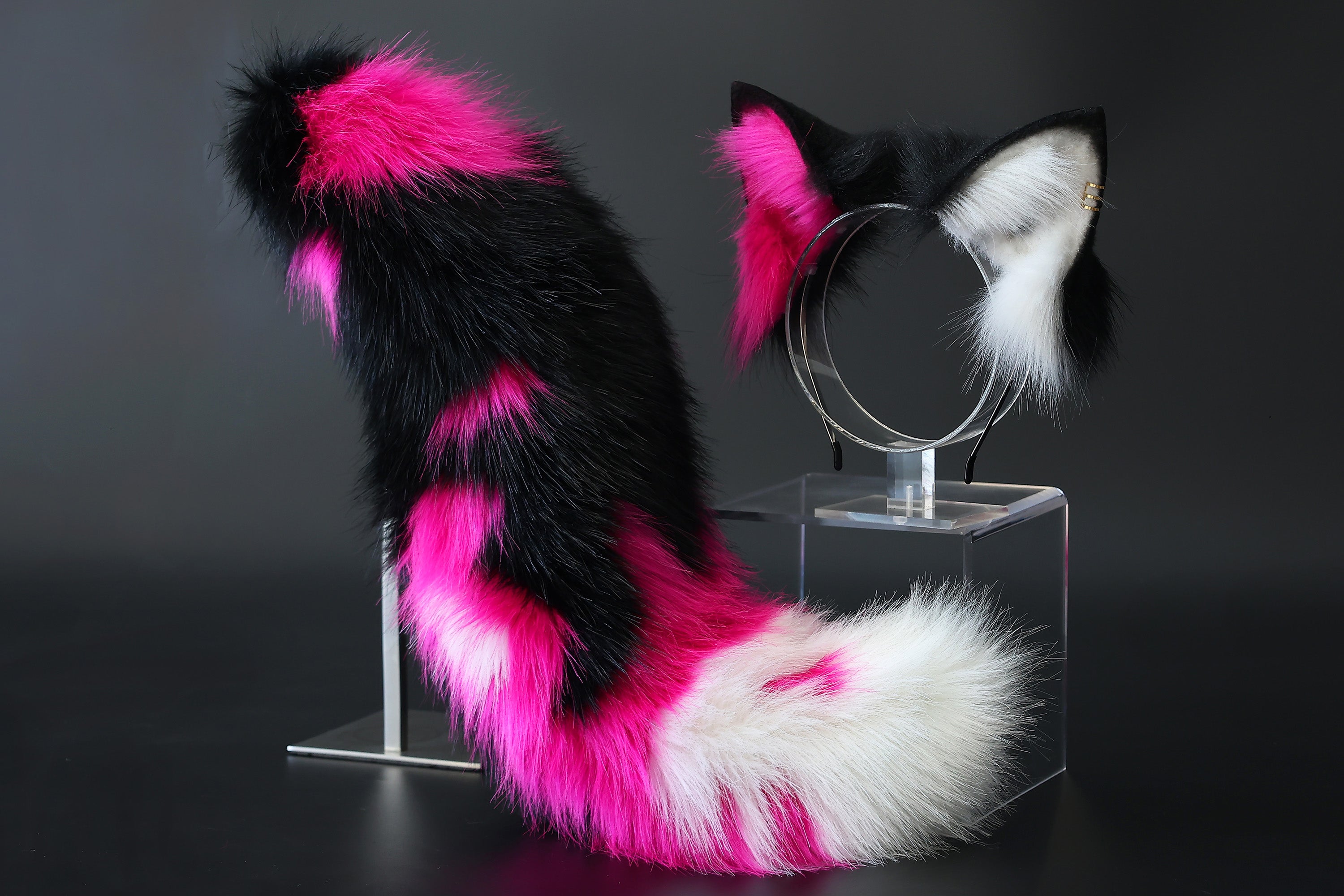 Realistic faux fur fox tail and ear set neon rose red black splicing wolf ear and tail anime cosplay therian cat ear and tail butt plug kitten kemonomimi