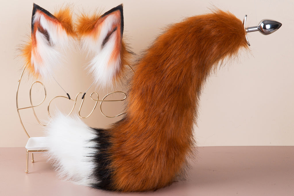 Customized Handmade Fox Tail Butt Plugs and Maching Ears by Aliriga