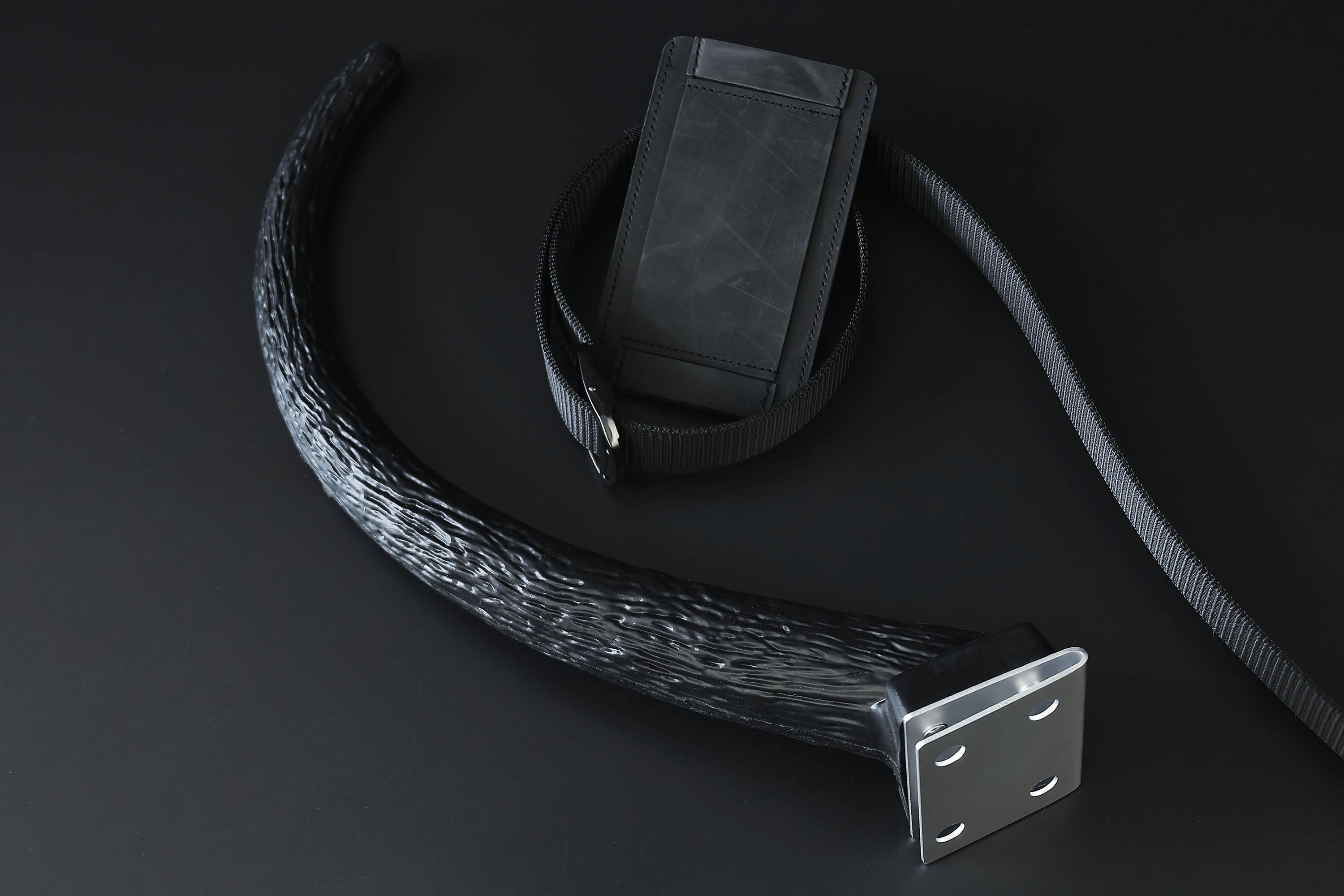 Hypermotion tail silicone core with secure leather holster hyper motion tail wagging tail kemonomimi therian silicone core tail supermotion