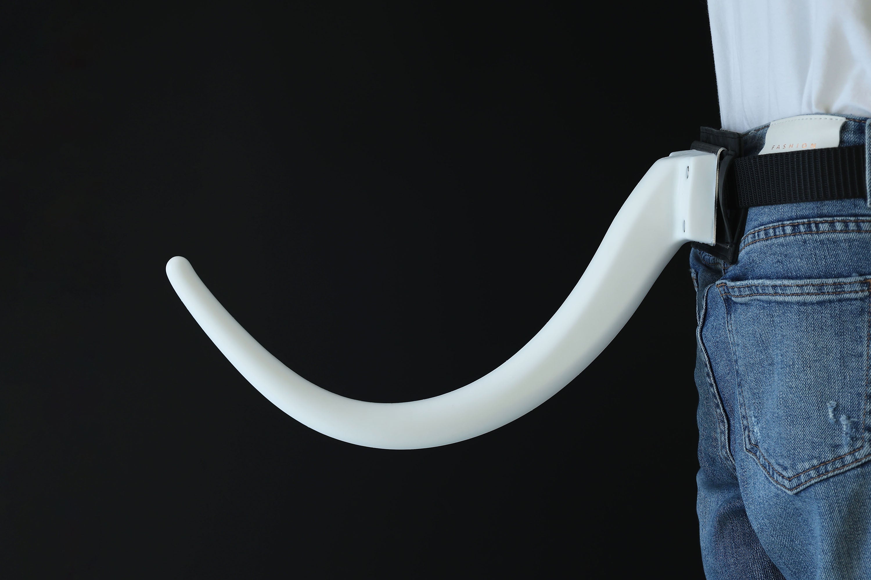 Hypermotion tail silicone core with secure leather holster hyper motion tail wagging tail kemonomimi therian silicone core tail supermotion