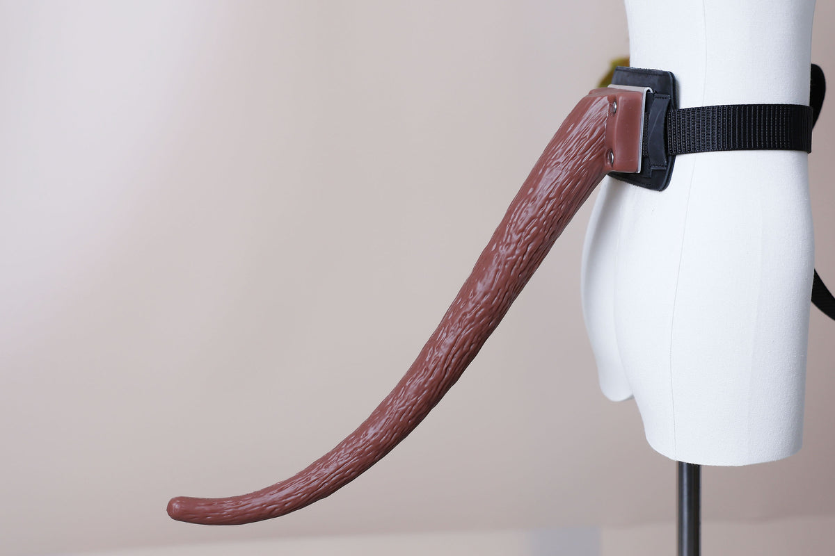 Hypermotion tail silicone core with secure leather holster hyper motion tail wagging tail kemonomimi therian silicone core tail supermotion