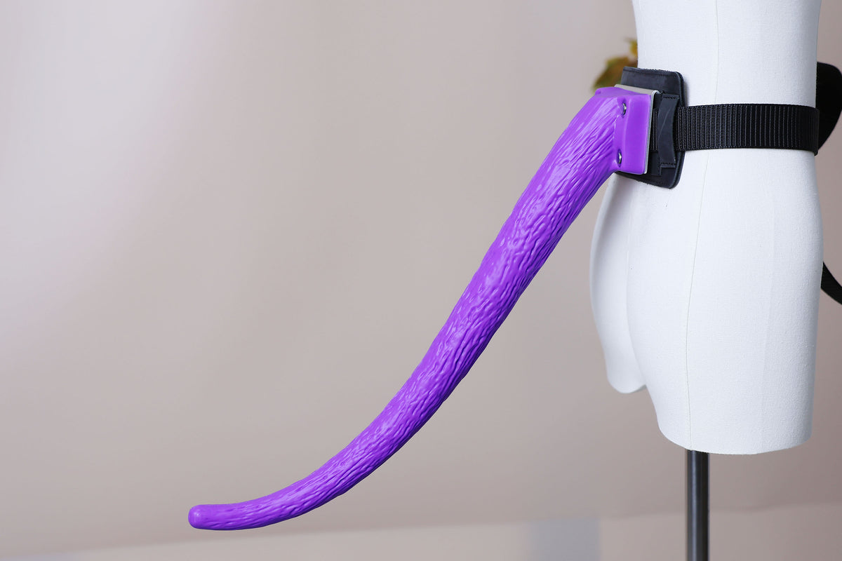 Hypermotion tail silicone core with secure leather holster hyper motion tail wagging tail kemonomimi therian silicone core tail supermotion