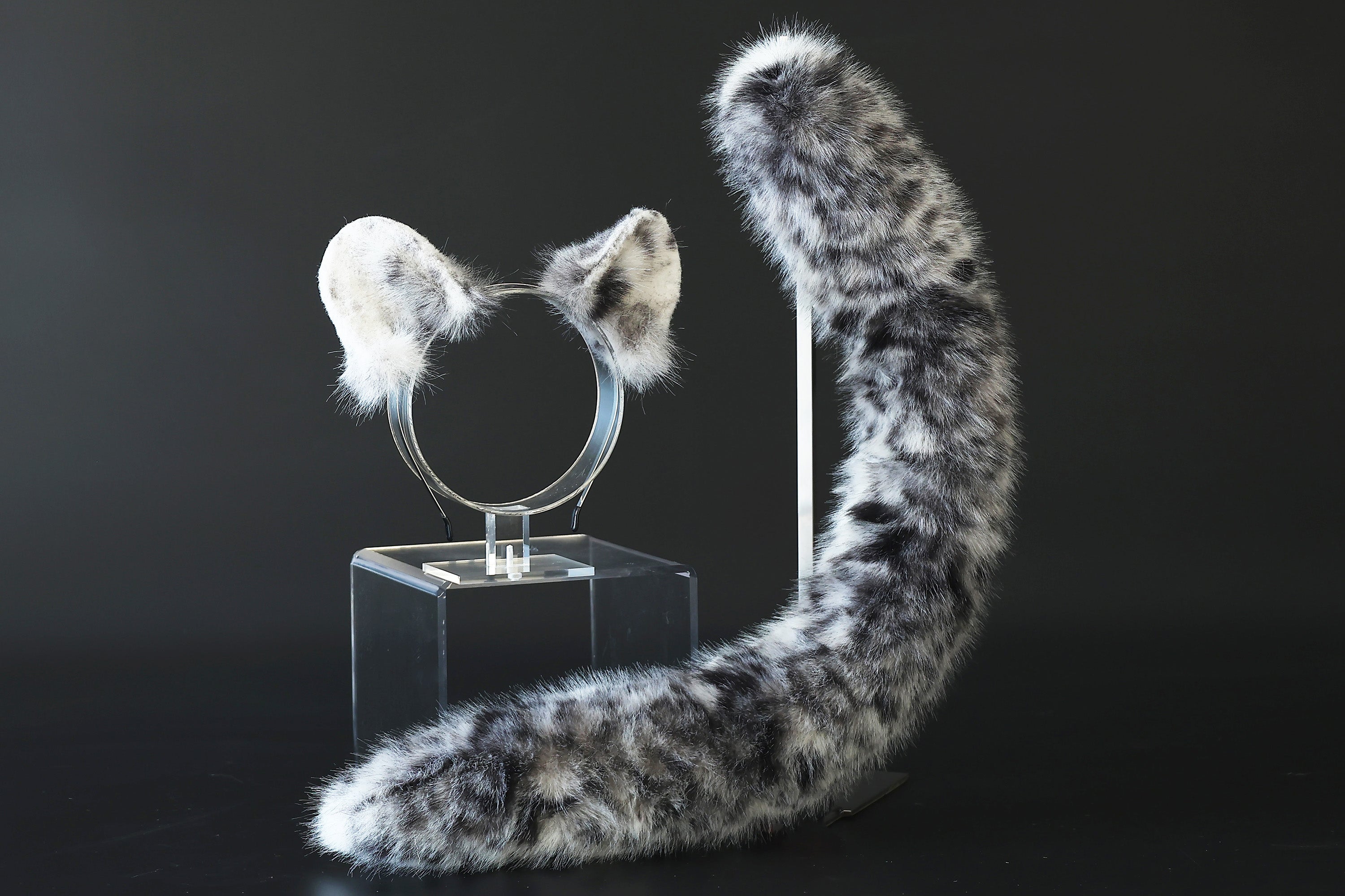 Faux fur snow leopard ear and tail butt plug set role play snow leopard cosplay ear and tail therian spotted leopard kemonomimi christmas gift furry