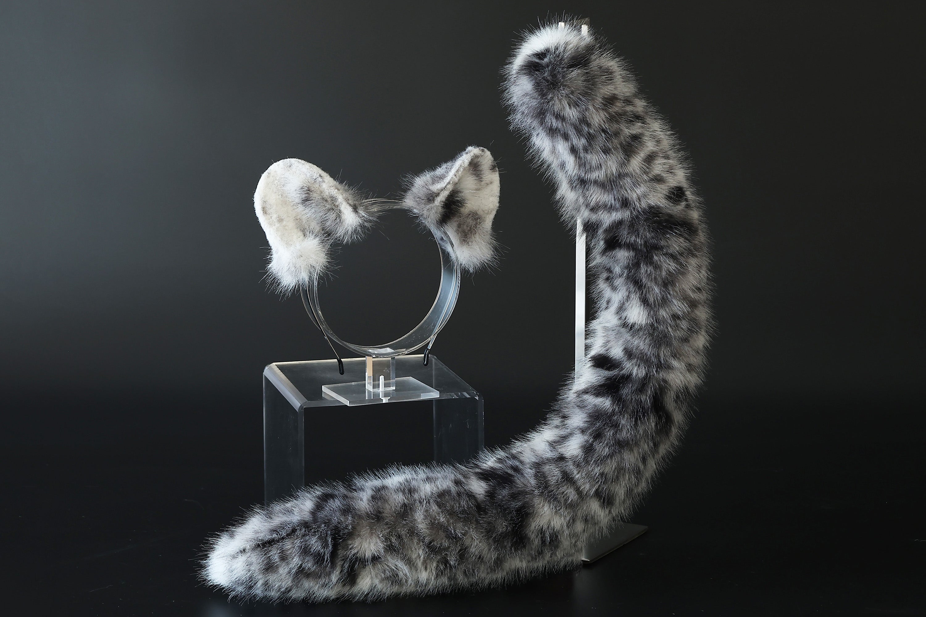 Faux fur snow leopard ear and tail butt plug set role play snow leopard cosplay ear and tail therian spotted leopard kemonomimi christmas gift furry