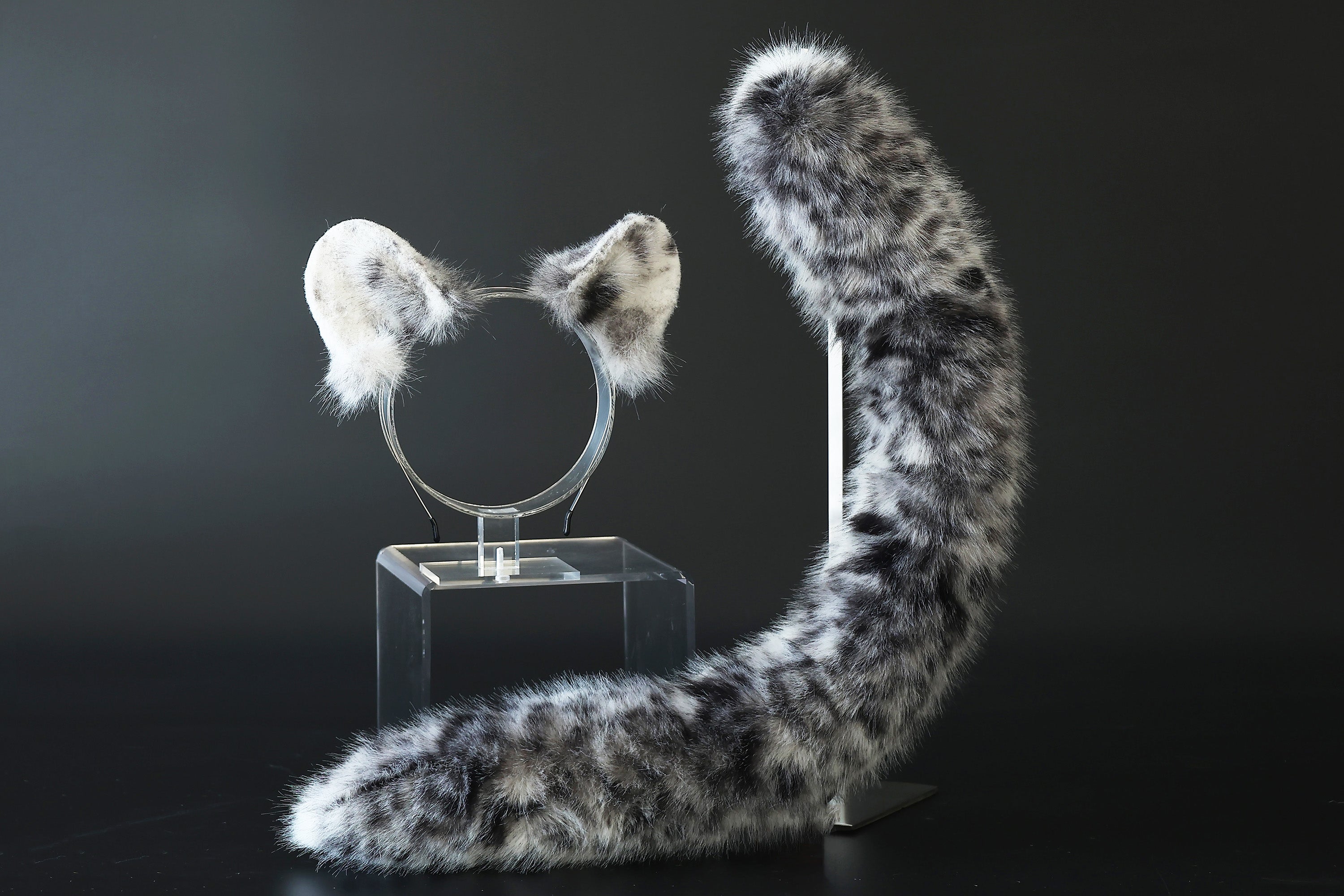Faux fur snow leopard ear and tail butt plug set role play snow leopard cosplay ear and tail therian spotted leopard kemonomimi christmas gift furry