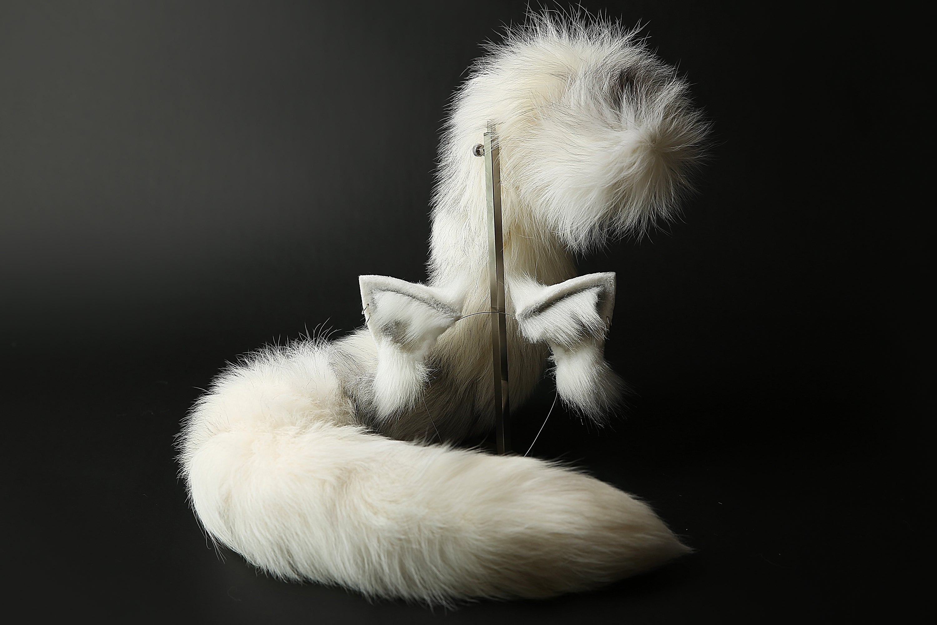 Fox tail plug and ear set - fox ear and tail buttplug - wolf tail butt Aliriga Fox tail plug and ear set - fox ear and tail buttplug - wolf tail butt Aliriga