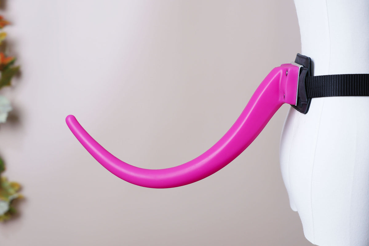 Hypermotion tail silicone core with secure leather holster hyper motion tail wagging tail kemonomimi therian silicone core tail supermotion