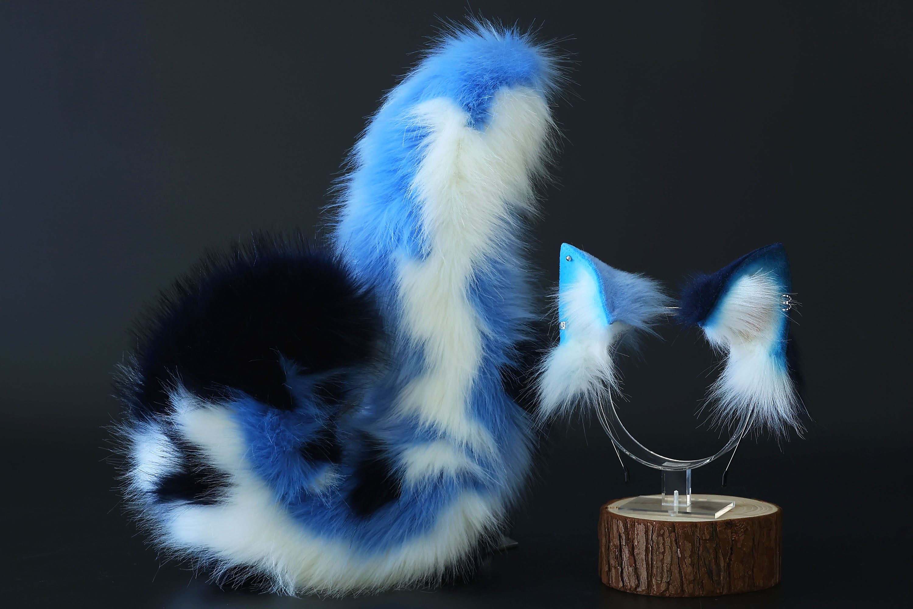 Realistic calico faux fur cat tail and ear kemonomimi kitten ear and tail butt plug anime cosplay therian puppy ear and tail dog ears and tail blue furry