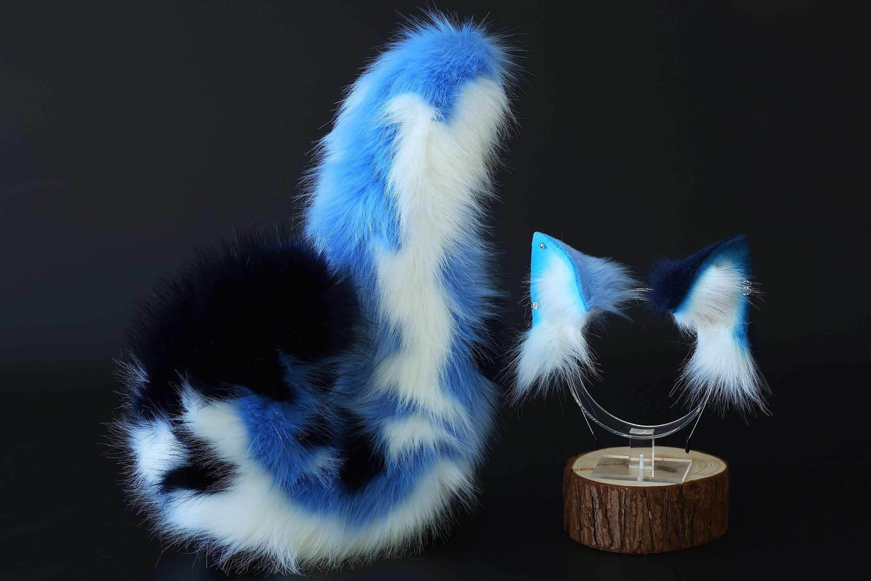 Realistic calico faux fur cat tail and ear kemonomimi kitten ear and tail butt plug anime cosplay therian puppy ear and tail dog ears and tail blue furry