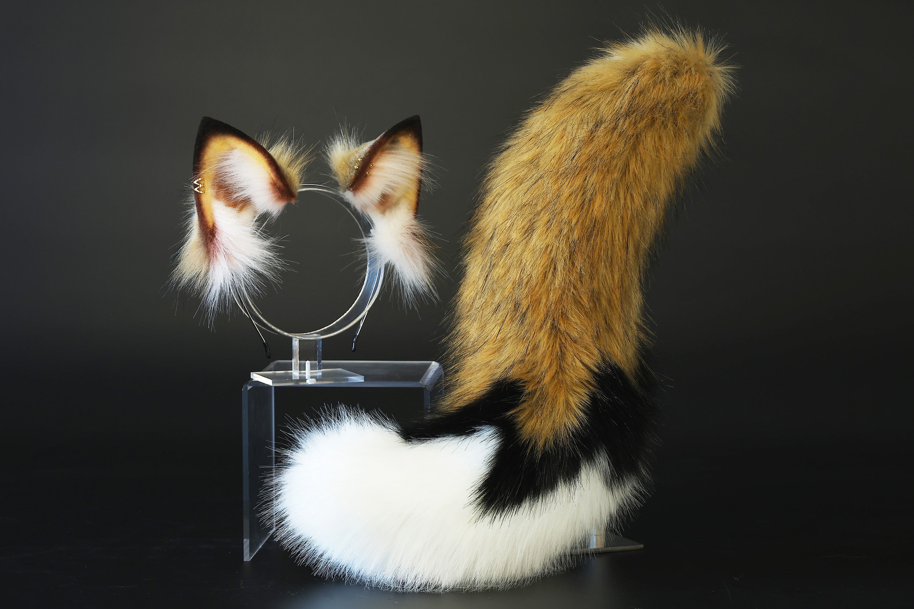 Realistic faux fur fox tail and ear set splicing wolf ear and tail butt plug anime cosplay therian cat ear and tail kitten tail and ears kemonomimi