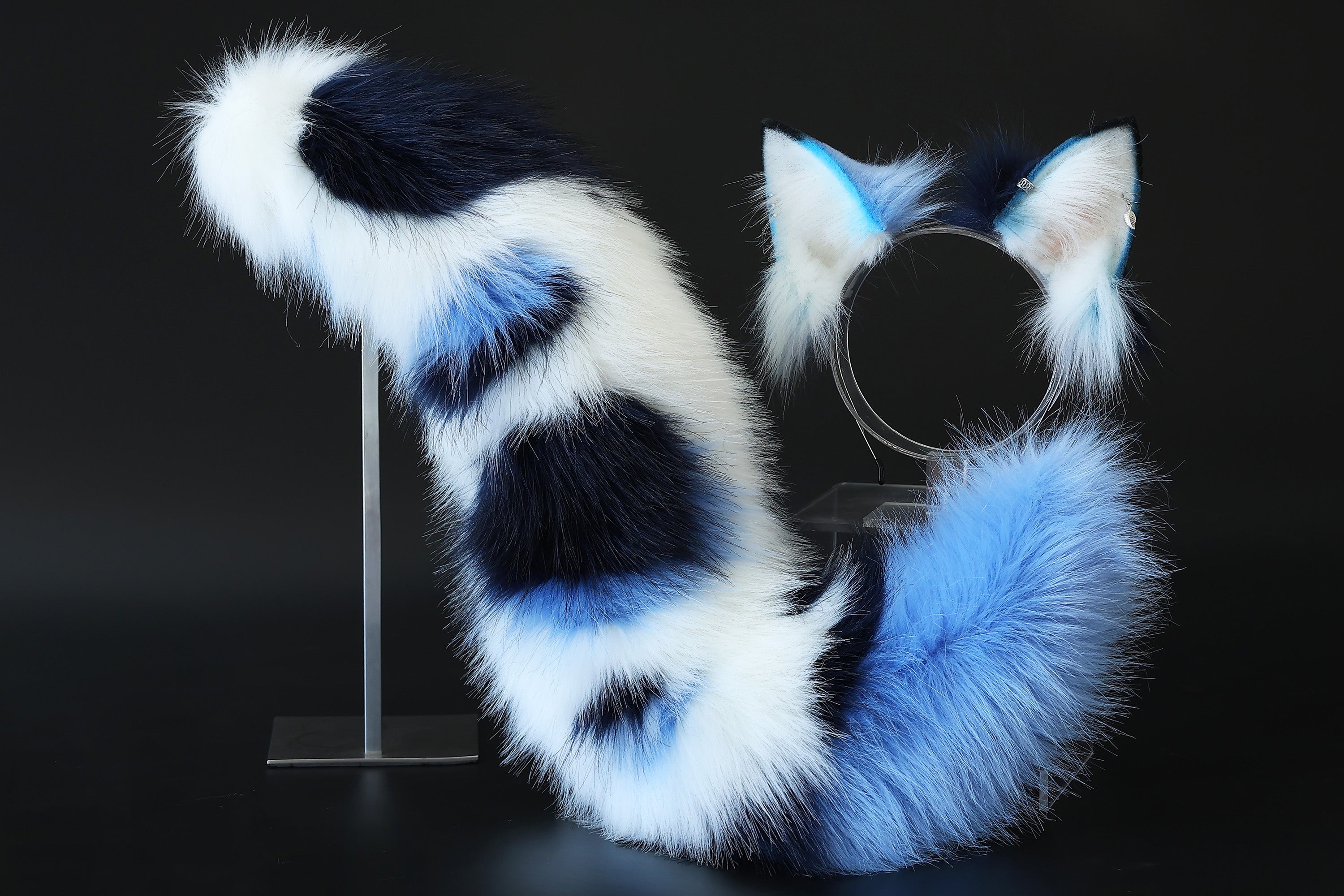 Realistic faux fur wolf ear and tail set blue splicing fox ear and tail butt plug anime cosplay cat ear and tail kitten therian fox tail kemonomimi