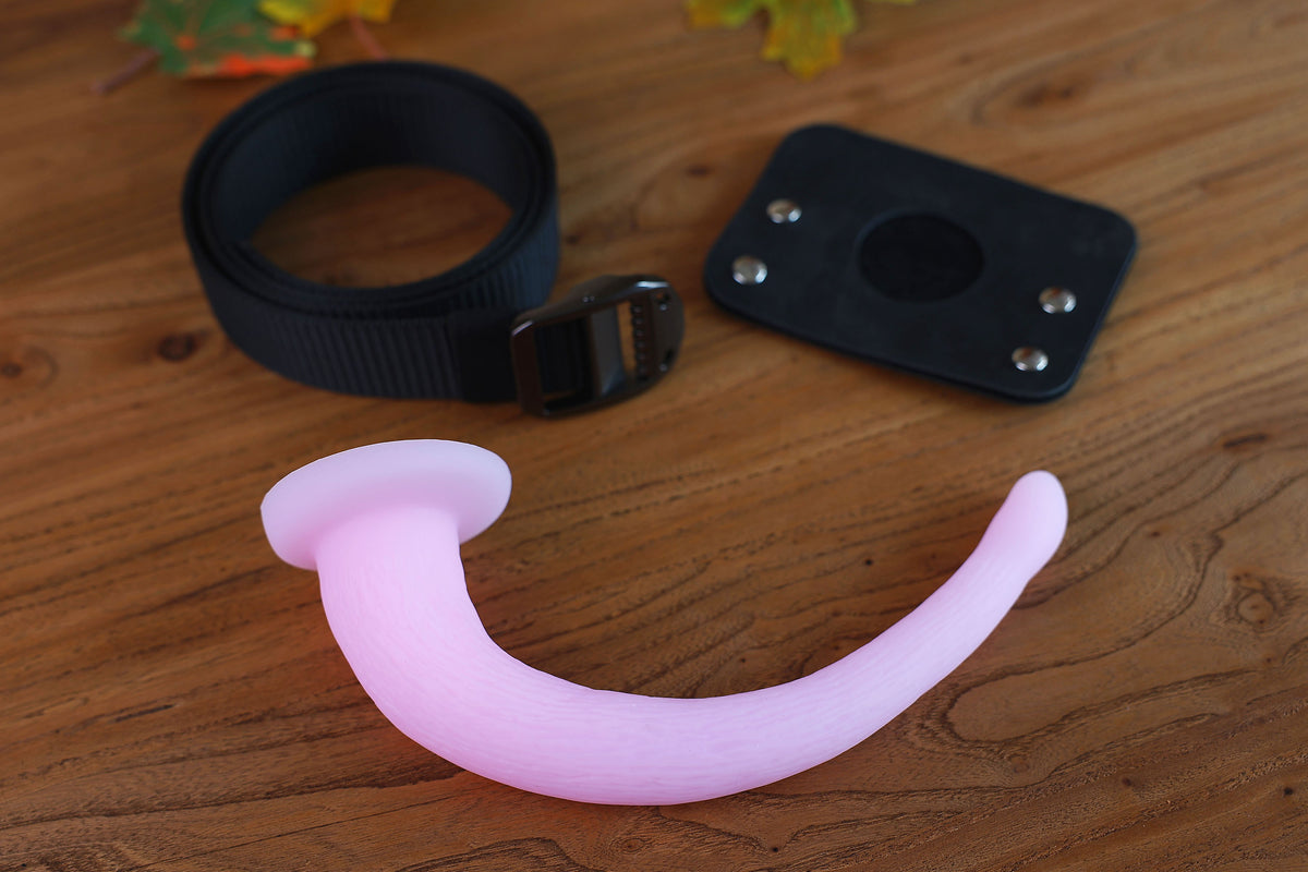 Small hypermotion tail silicone core with secure leather holster hyper motion tail wagging tail kemonomimi therian silicone core tail