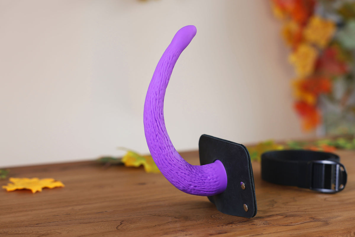 Small hypermotion tail silicone core with secure leather holster hyper motion tail wagging tail kemonomimi therian silicone core tail