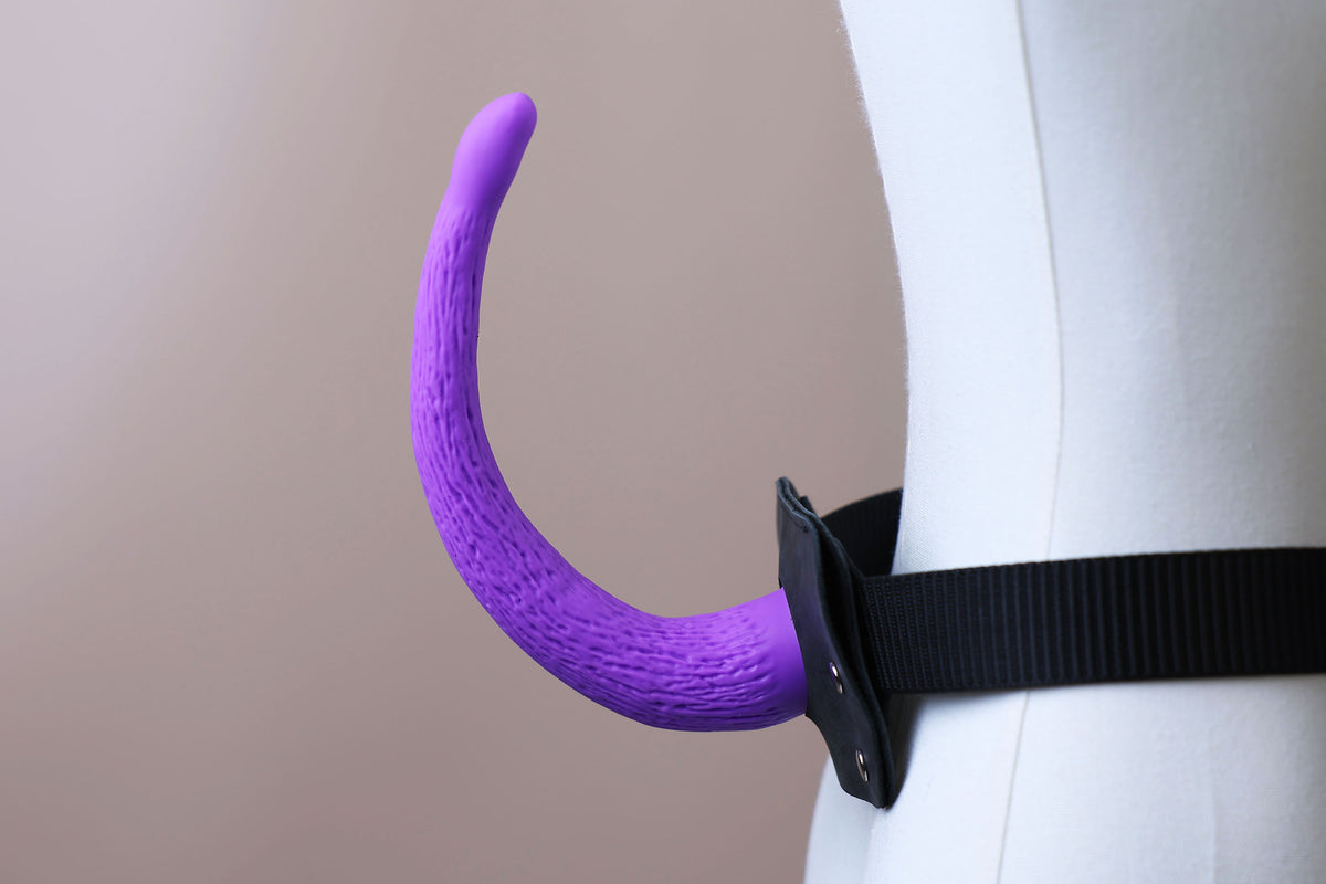Small hypermotion tail silicone core with secure leather holster hyper motion tail wagging tail kemonomimi therian silicone core tail