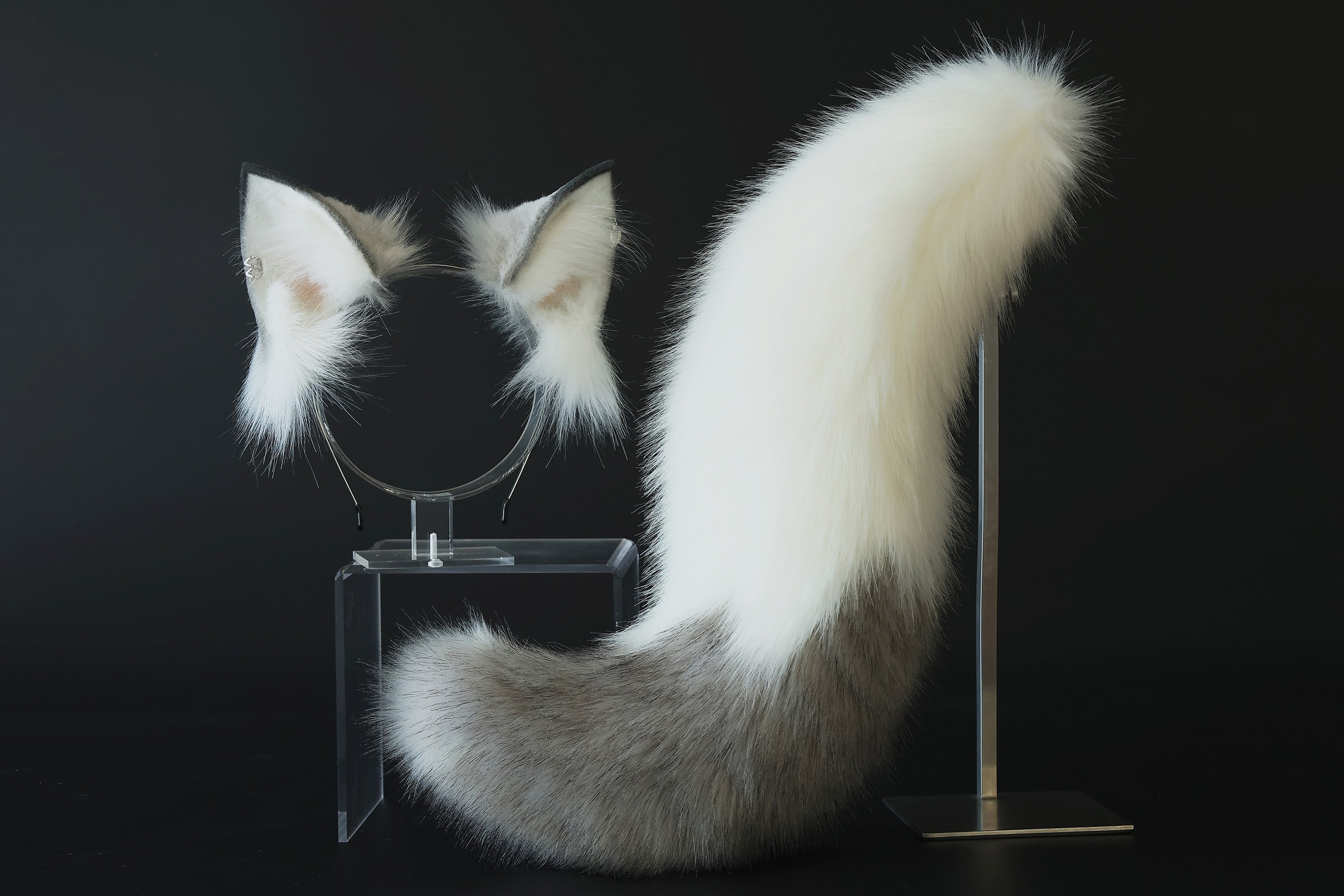 White gray realistic faux fur fox tail and ear set splicing wolf ear and tail butt plug anime cosplay therian cat ear and tail kitten tail and ears kemonomimi