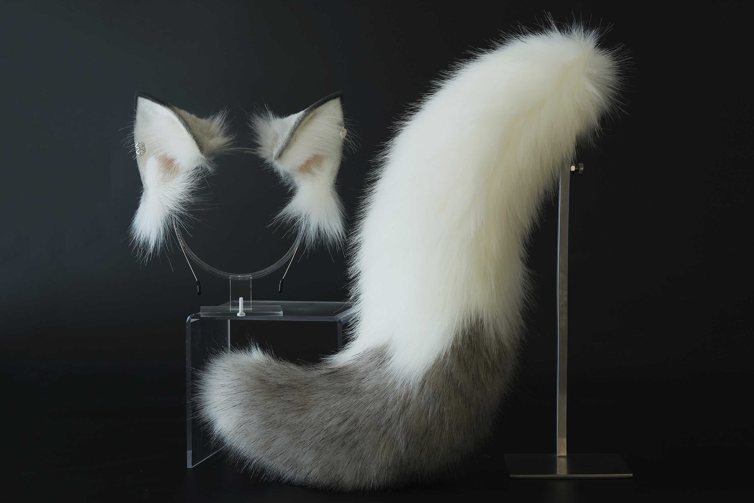 White gray realistic faux fur fox tail and ear set splicing wolf ear and tail butt plug anime cosplay therian cat ear and tail kitten tail and ears kemonomimi