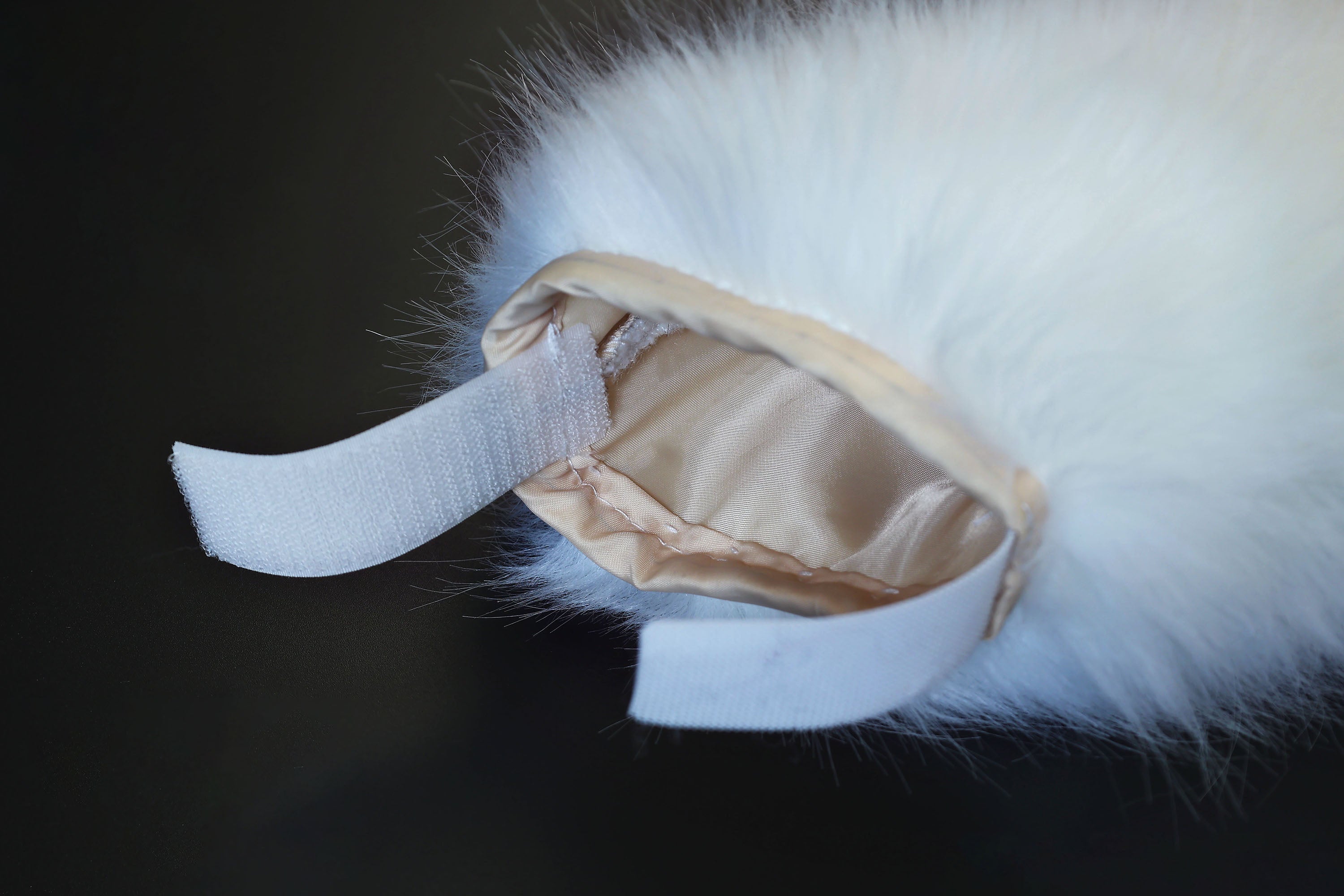 White faux fur hyper motion tail sleeve for silicone tail dog hypermotion tail covers super motion tail covers puppy therian cat kemonomimi