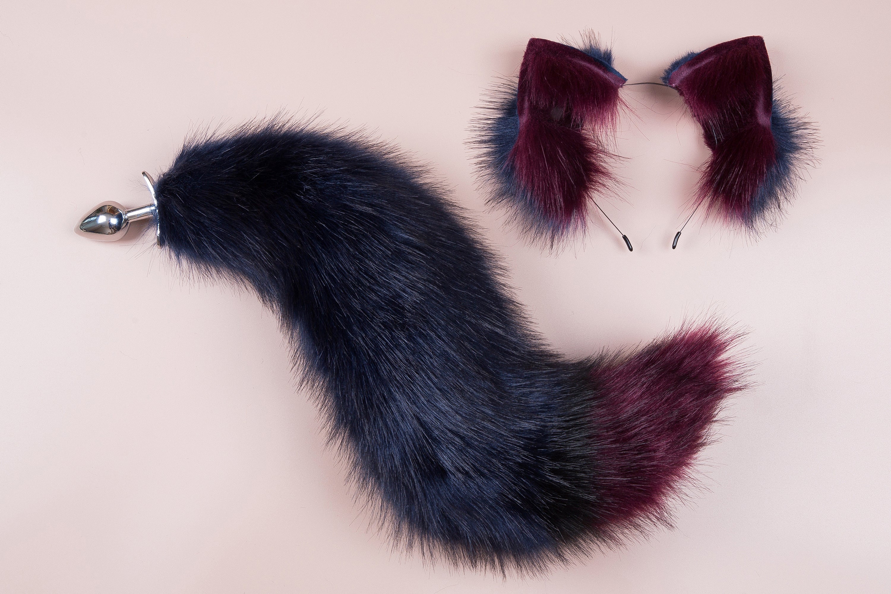 faux fur curvy fox tail plug and ear and tail plug set wolf tail buttplug and ear kitten play set cosplay ear and tail plug T shaped