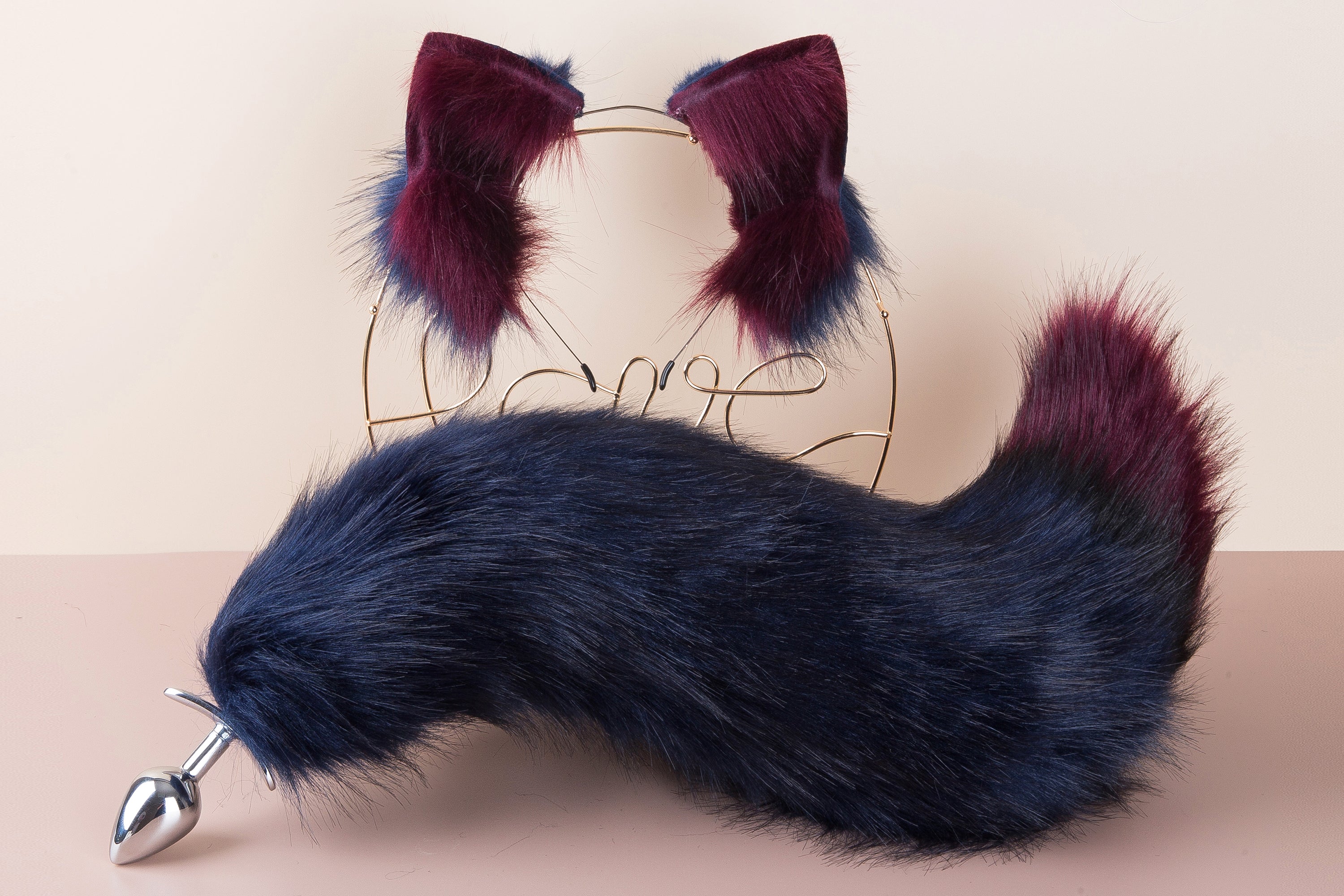 faux fur curvy fox tail plug and ear and tail plug set wolf tail buttplug and ear kitten play set cosplay ear and tail plug T shaped