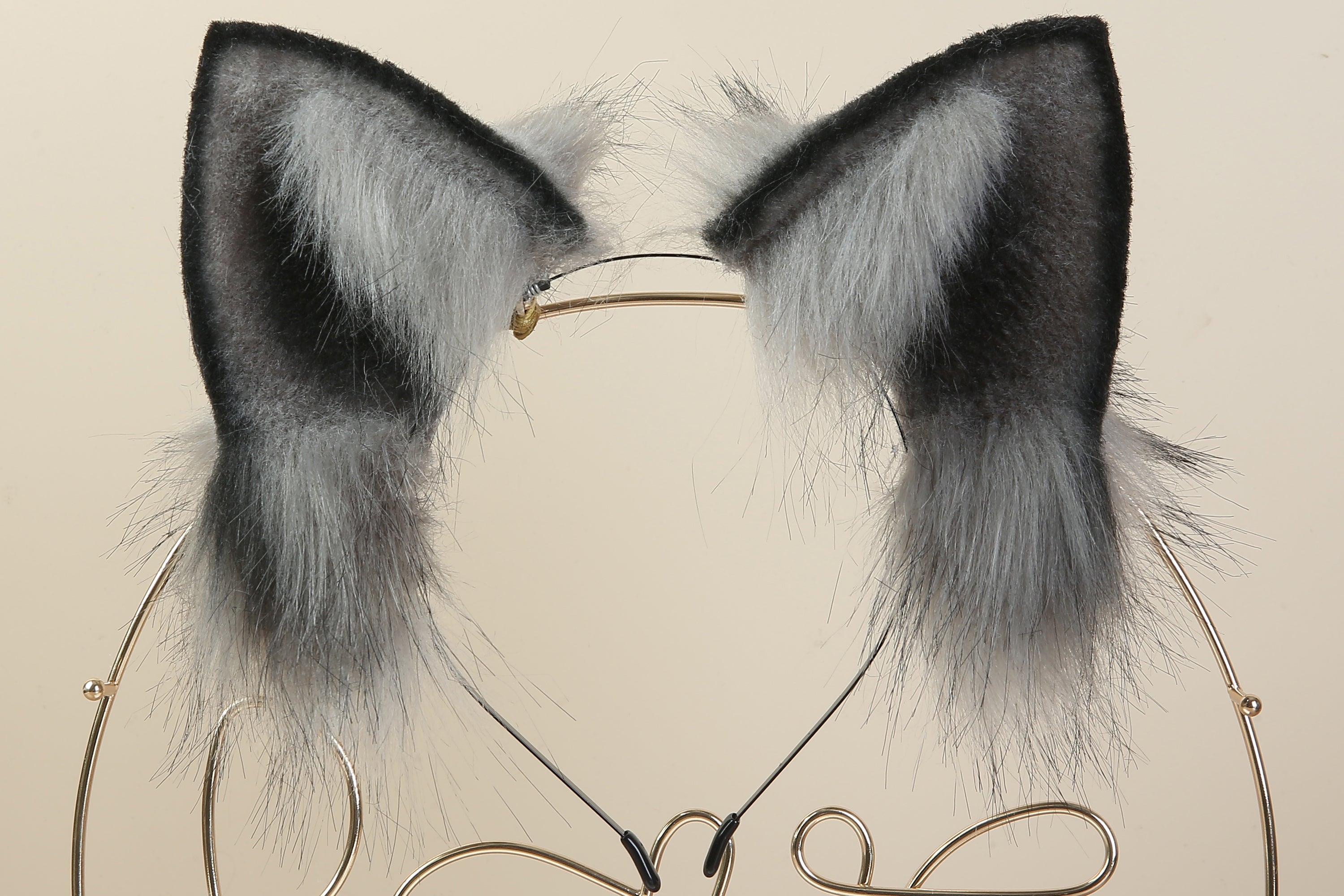 gray fox tail plug and ear set wolf tail buttplug and ear fox tail but Aliriga gray fox tail plug and ear set wolf tail buttplug and ear fox tail but Aliriga